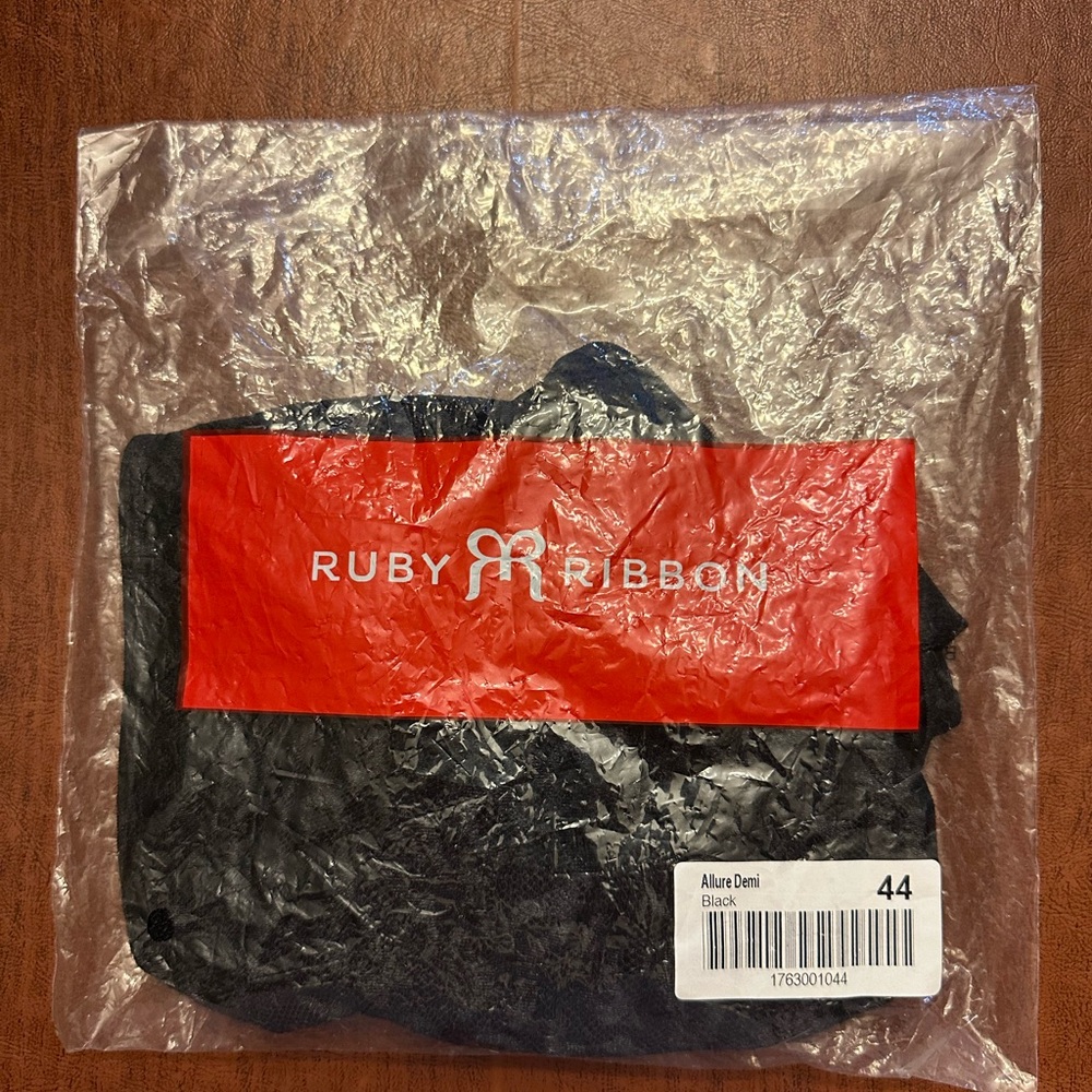 Ruby Ribbon Allure Demi Bra in Black